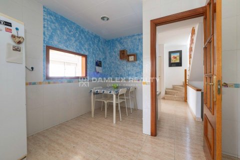 Villa for sale in Lloret de Mar, Girona, Spain 4 bedrooms, 323 sq.m. No. 177209 - photo 25