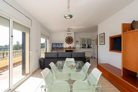 Villa for sale in Lloret de Mar, Girona, Spain 4 bedrooms, 323 sq.m. No. 177209 - photo 10