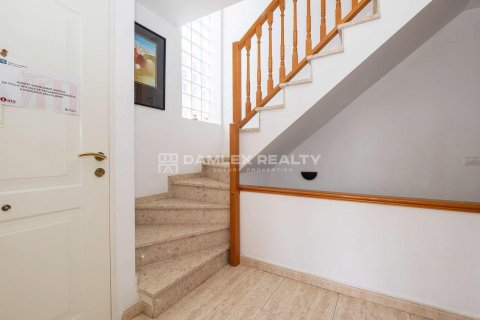 Villa for sale in Lloret de Mar, Girona, Spain 4 bedrooms, 323 sq.m. No. 177209 - photo 20