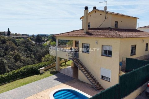 Villa for sale in Lloret de Mar, Girona, Spain 4 bedrooms, 323 sq.m. No. 177209 - photo 7