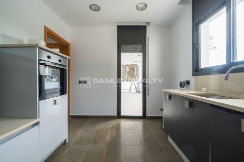 Hus till salu i Lloret de Mar, Girona, Spanien 4 sovrum, 200 kvm. Nr. 177207 - foto 9