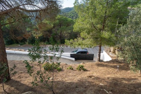 Hus till salu i Lloret de Mar, Girona, Spanien 4 sovrum, 200 kvm. Nr. 177207 - foto 26