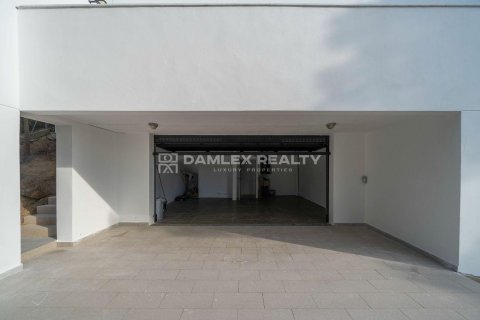 Hus till salu i Lloret de Mar, Girona, Spanien 4 sovrum, 200 kvm. Nr. 177207 - foto 25