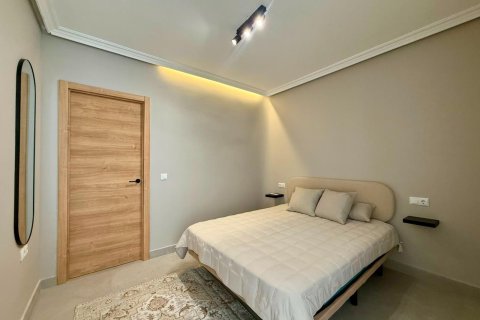 Продажа квартиры в Торревьеха, Аликанте, Испания 2 спальни, 80м2 №178168 - фото 26