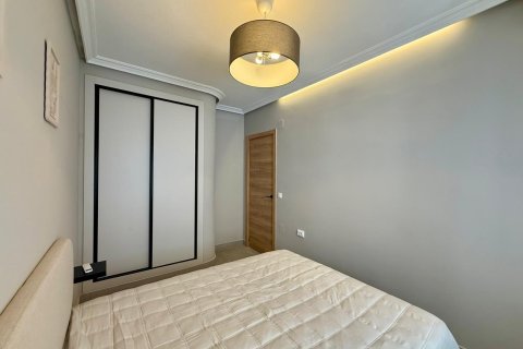Apartamento en venta en Torrevieja, Alicante, España 2 dormitorios, 80 m2 No. 178168 - foto 18