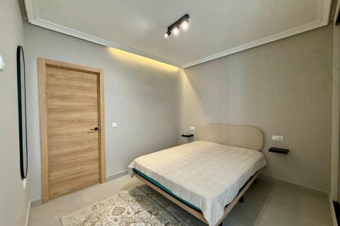Apartamento en venta en Torrevieja, Alicante, España 2 dormitorios, 80 m2 No. 178168 - foto 13