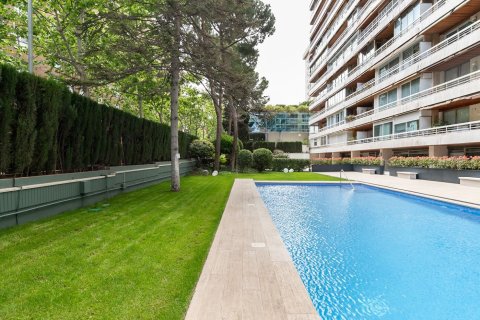 Dzīvoklis pārdošanā Barcelona, Spānijā 4 istabas, Nr. 141000 - attēls 23