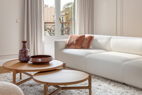 Lägenhet till salu i Barcelona, Spanien 3 sovrum, Nr. 140999 - foto 3