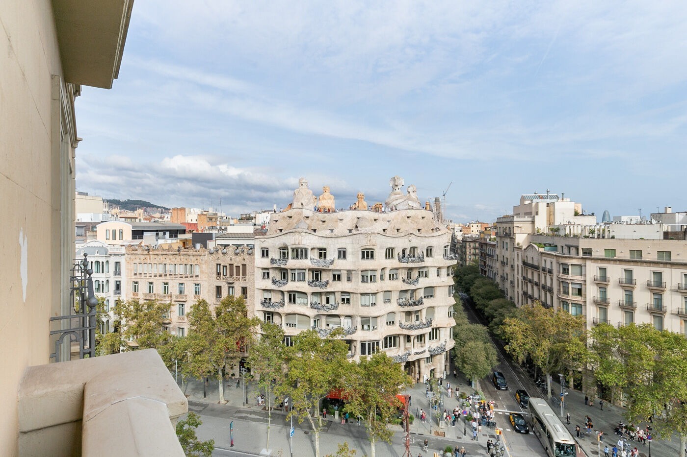 Apartment in Barcelona, Spain 3 bedrooms,  No. 141001