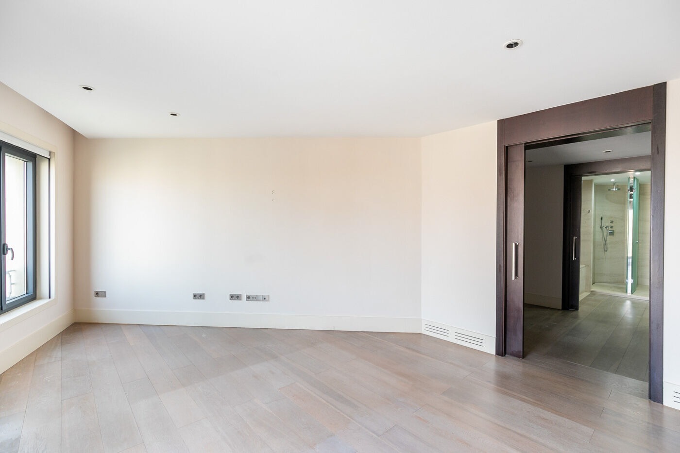 Apartment in Barcelona, Spain 3 bedrooms,  No. 141001