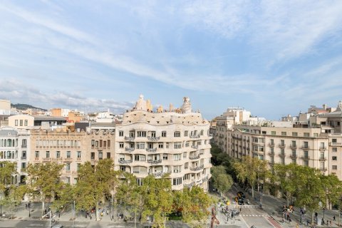 Apartamento en venta en Barcelona, España 3 dormitorios, No. 141001 - foto 18