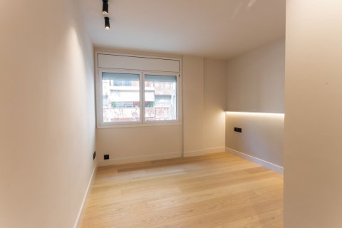 Apartment à vendre à Barcelona, Espagne, 5 chambres, No. 140998 - photo 22