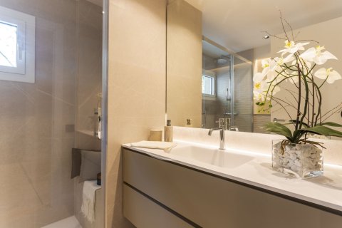 Apartment à vendre à Barcelona, Espagne, 5 chambres, No. 140998 - photo 30