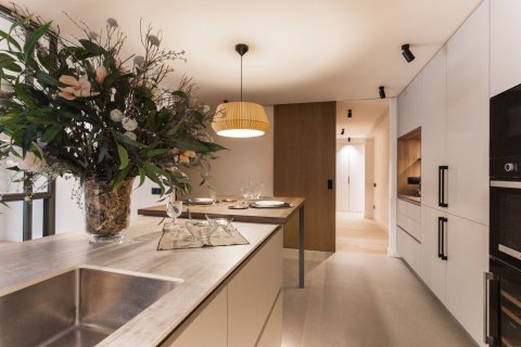 Apartment à vendre à Barcelona, Espagne, 5 chambres, No. 140998 - photo 12