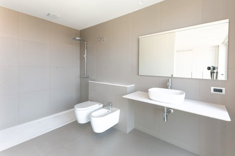 Lägenhet till salu i Barcelona, Spanien 4 sovrum, Nr. 141002 - foto 14