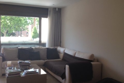 Аренда квартиры в Алкобендас, Мадрид, Испания 3 спальни, 165м2 №161642 - фото 6