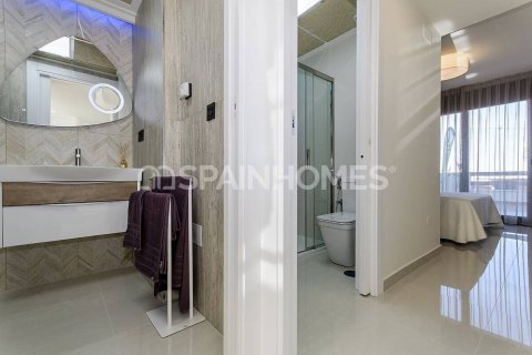 Penthouse à vendre à Torrevieja, Alicante, Espagne, 2 chambres, 63 m2 No. 161637 - photo 30