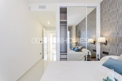 Penthouse à vendre à Torrevieja, Alicante, Espagne, 2 chambres, 63 m2 No. 161637 - photo 24