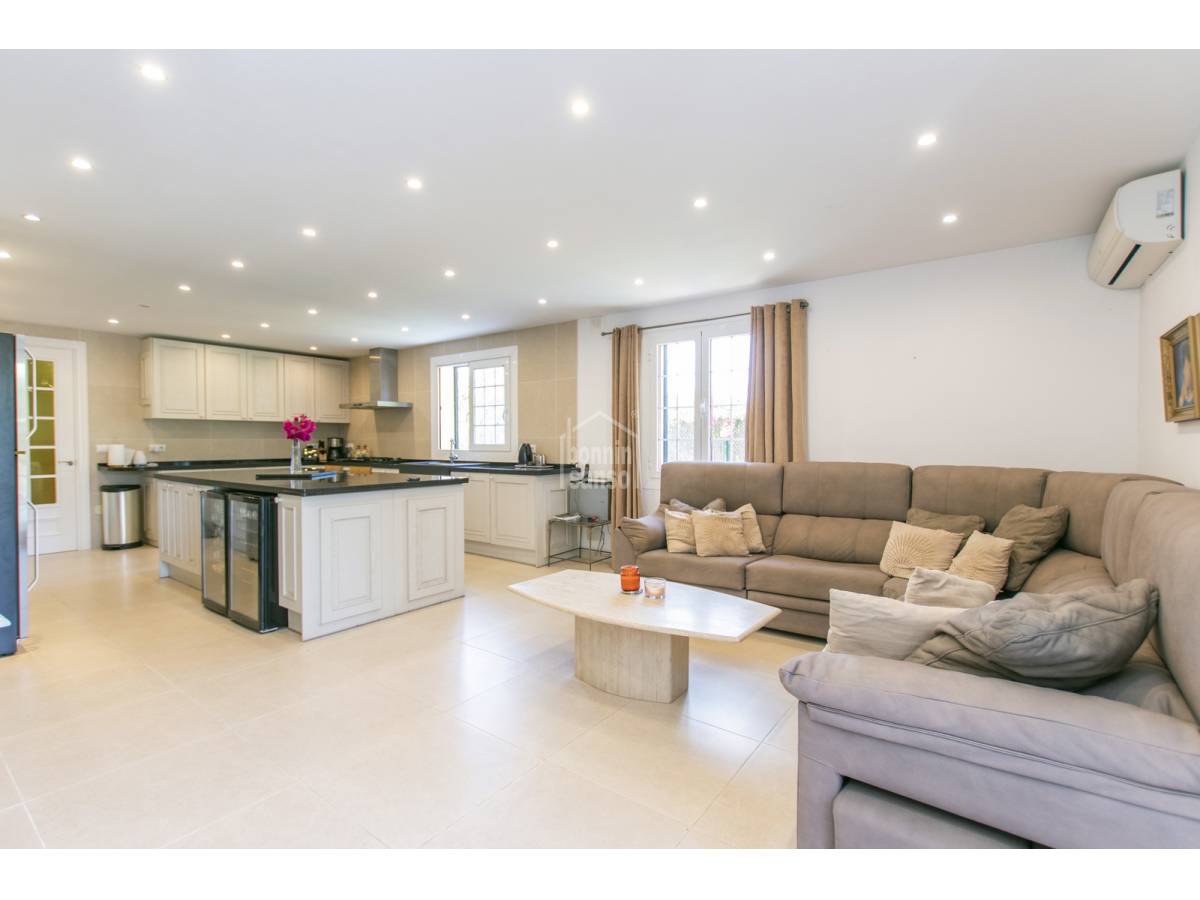 Casa a Mahon, Menorca, Spagna 4 camere da letto, 290 mq. N° 76433