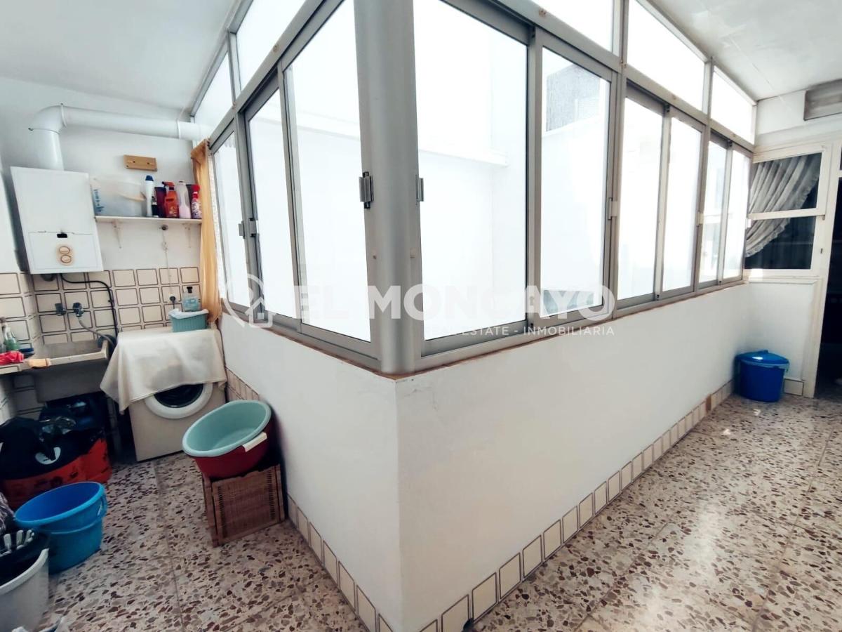 Apartment in Guardamar del Segura, Alicante, Spain 4 bedrooms, 148 sq.m. No. 183768