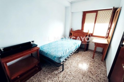 Wohnung zum Verkauf in Guardamar del Segura, Alicante, Spanien 4 Schlafzimmer, 148 m2 Nr. 183768 - Foto 19