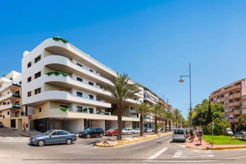 Apartamento en venta en Torrevieja, Alicante, España 1 dormitorio, 60 m2 No. 183769 - foto 2