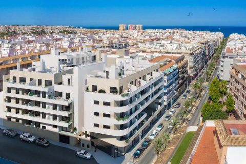 Apartamento en venta en Torrevieja, Alicante, España 1 dormitorio, 60 m2 No. 183769 - foto 4