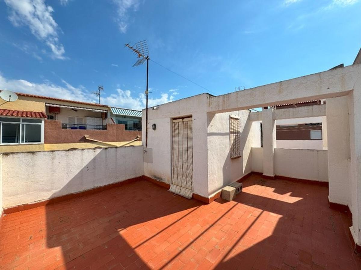 Villetta a schiera a La Mata, Alicante, Spagna 3 camere da letto, 100 mq. N° 183767