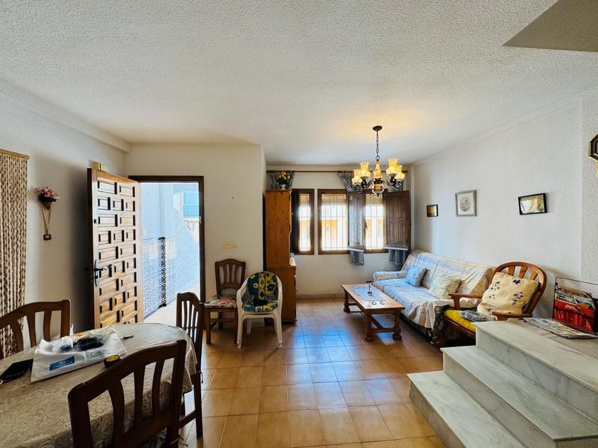 Villetta a schiera a La Mata, Alicante, Spagna 3 camere da letto, 100 mq. N° 183767
