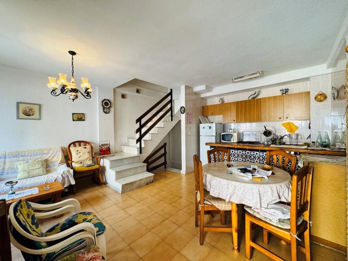 Villetta a schiera a La Mata, Alicante, Spagna 3 camere da letto, 100 mq. N° 183767