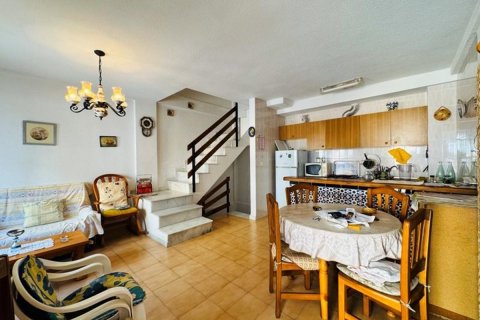 Townhouse for sale in La Mata, Alicante, Spain 3 bedrooms, 100 sq.m. No. 183767 - photo 3