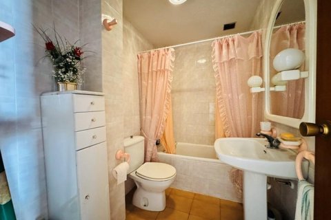 Townhouse for sale in La Mata, Alicante, Spain 3 bedrooms, 100 sq.m. No. 183767 - photo 12