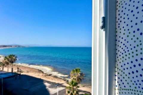Apartment for sale in Torrevieja, Alicante, Spain 1 bedroom, 34 sq.m. No. 183764 - photo 15