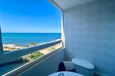 Apartment for sale in Torrevieja, Alicante, Spain 1 bedroom, 34 sq.m. No. 183764 - photo 14