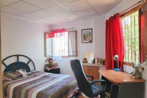 Kommersiell fastighet till salu i Almoradi, Alicante, Spanien 2 sovrum, 905 kvm. Nr. 140377 - foto 10