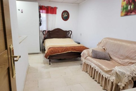 Kommersiell fastighet till salu i Almoradi, Alicante, Spanien 2 sovrum, 905 kvm. Nr. 140377 - foto 9