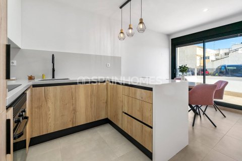 Apartamento en venta en San Pedro del Pinatar, Murcia, España 3 dormitorios, 70 m2 No. 144607 - foto 21