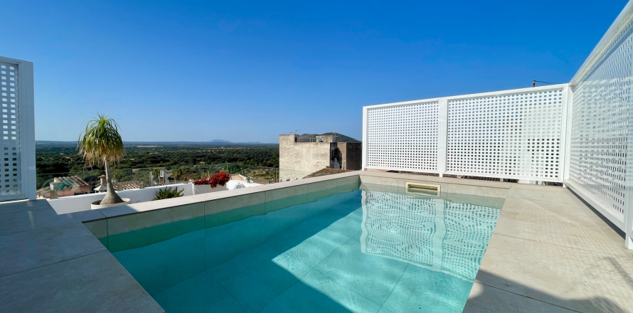 Townhouse in Buger, Mallorca, Spain 2 bedrooms, 132 sq.m. No. 179452