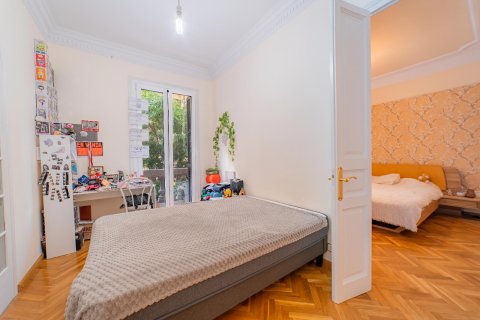 Huoneisto myytävänä Barcelona, Espanja, 6 makuuhuonetta, 179 m2 No. 141058 - kuva 5