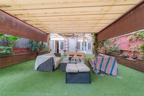 Huoneisto myytävänä Barcelona, Espanja, 6 makuuhuonetta, 179 m2 No. 141058 - kuva 21