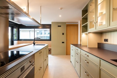 House for rent in Barcelona, Spain 5 bedrooms, No. 141056 - photo 7