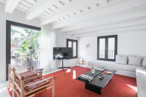 Apartament w Barcelona, Hiszpania 3 sypialnie, nr 141054 – zdjęcie 3