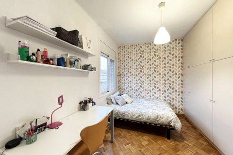 Huoneisto myytävänä Barcelona, Espanja, 3 makuuhuonetta, 82 m2 No. 141059 - kuva 15