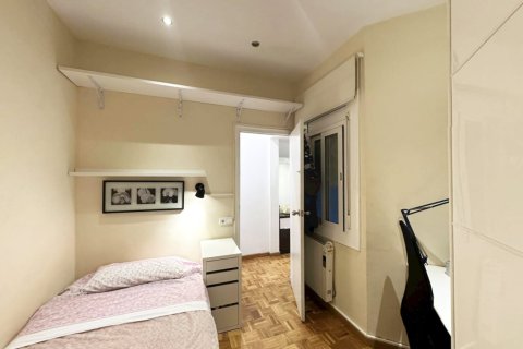 Huoneisto myytävänä Barcelona, Espanja, 3 makuuhuonetta, 82 m2 No. 141059 - kuva 19