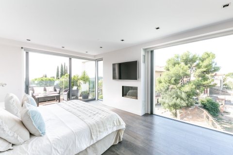 House for rent in Barcelona, Spain 10 bedrooms,  No. 141053 - photo 7