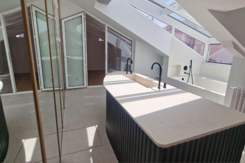 Penthäuser zum Verkauf in Madrid, Spanien 4 Schlafzimmer,  Nr. 179292 - Foto 20