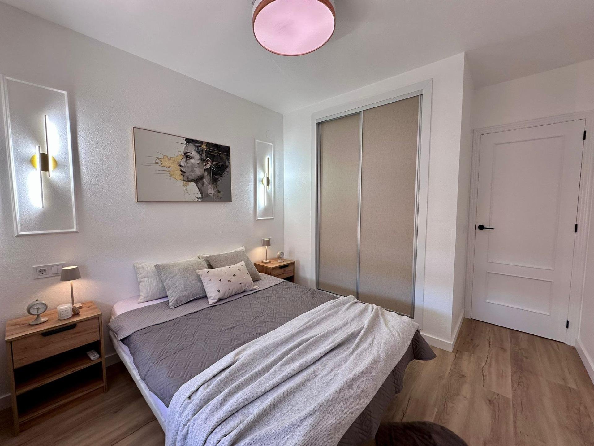 Apartment in Torrevieja, Alicante, Spain 2 bedrooms, 55 sq.m. No. 179291