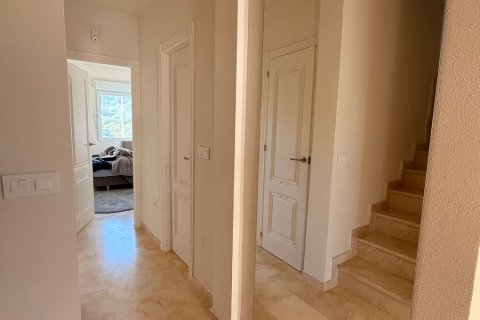 Lägenhet till salu i Alicante, Spanien 3 sovrum, 138 kvm. Nr. 138733 - foto 27