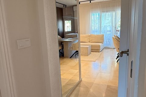 Lägenhet till salu i Alicante, Spanien 3 sovrum, 138 kvm. Nr. 138733 - foto 24