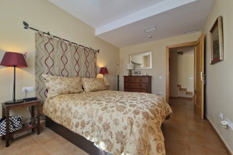 Townhouse à vendre Relleu, Alicante, Espagne, 3 chambres, 180 m2 No. 138732 - photo 5